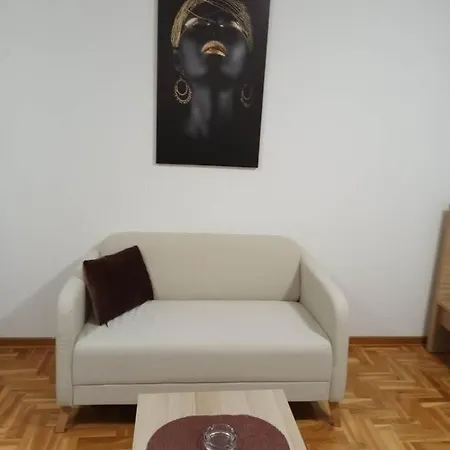 Apartman Ana Apartment